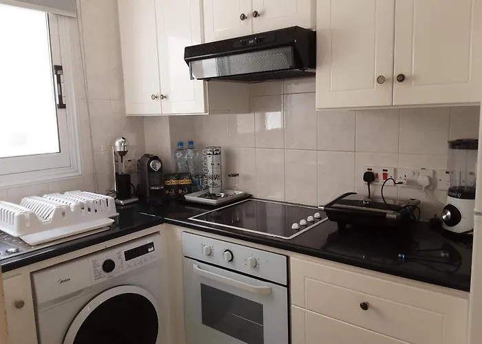 Efterpis12 St. House Prázdninový dům *