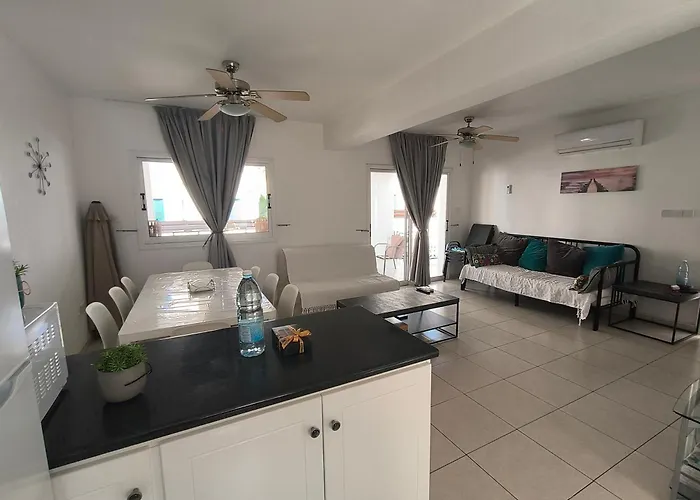 Efterpis12 St. House Paralimni