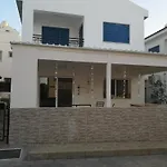 Efterpis12 St. House *