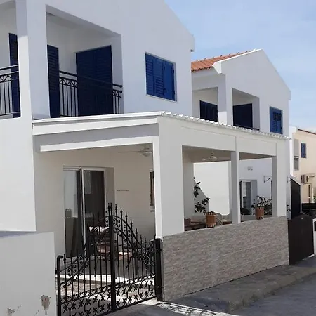 Efterpis12 St. House