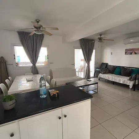 Efterpis12 St. House Paralimni