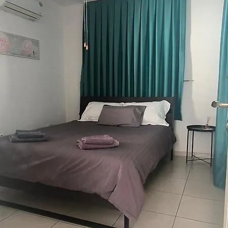 Efterpis12 St. House Paralimni