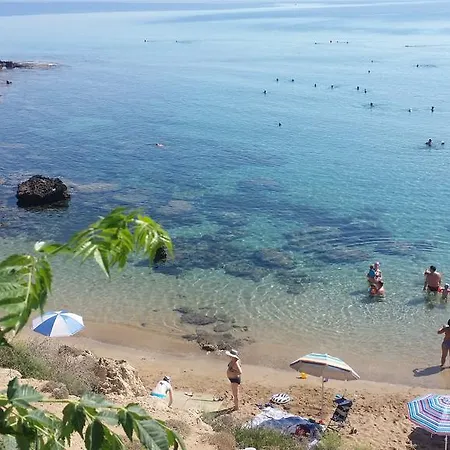 Efterpis12 St. House